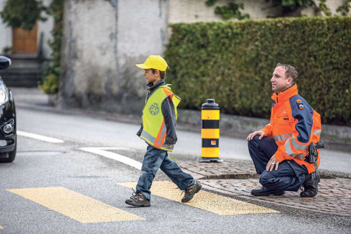 Schulanfang / Anzeiger Thal Gaeu Olten
