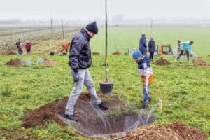 Baumpflanz-Aktion Egerkingen / Anzeiger Thal Gäu Olten
