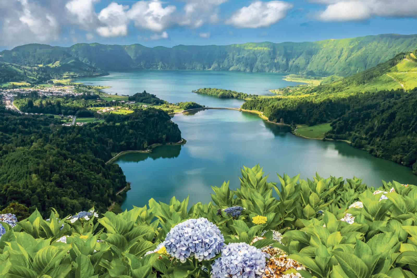 Azoren im Stadttheater / Anzeiger Thal Gäu Olten