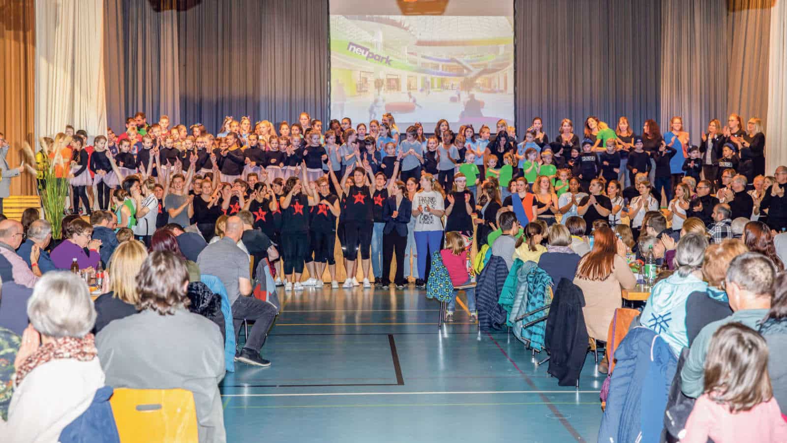 Turnshow des Turn- und Sportvereins Neuendorf / Anzeiger Thal Gäu Olten