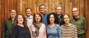 Das spielfreudige Ensemble von «Durs und durstig» (von links): Franz Schnider, Angie Kunz, Andrin Häuselmann, Edith Russi, Rolf Krebs, Karin Longobardi, Lorenz Killer, Alessia Schlatter und Willy Gloor.