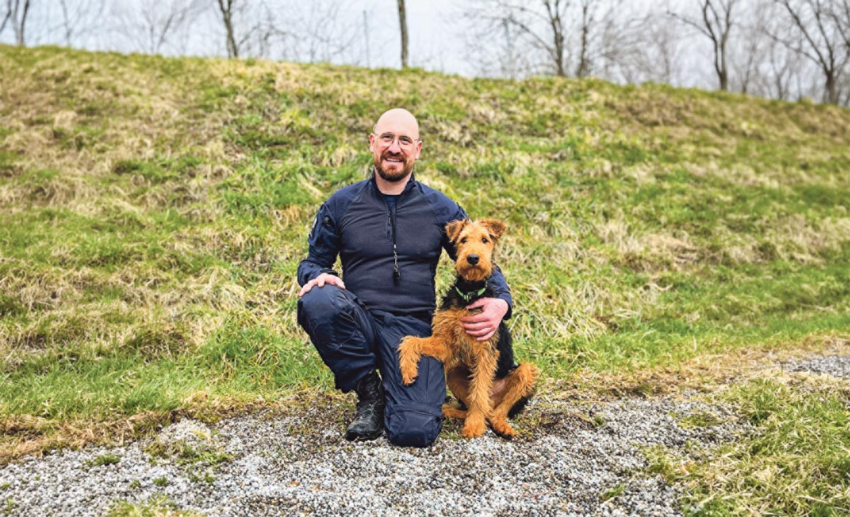 Supernase Tarek und Hundeführer Fabio Gandolfi