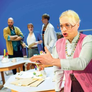 Komödie «Eingeschlossene Gesellschaft» / Anzeiger Thal Gäu Olten